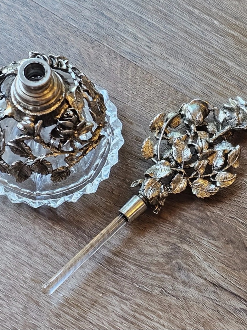 Vintage Ornate filigree metal rose and crystal Matson Perfume Bottle - Picture 7 of 8